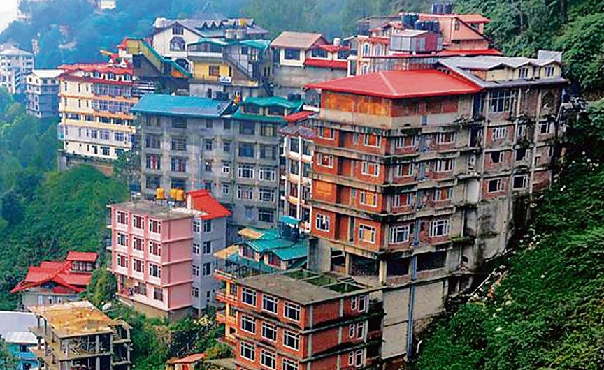 Himachal Pradesh Govt ignored red flags, studies on carrying capacity just gathered dust