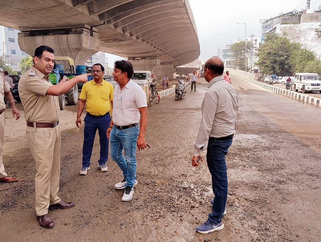 Elevated road opened for traffic after farmer unions lift dharna