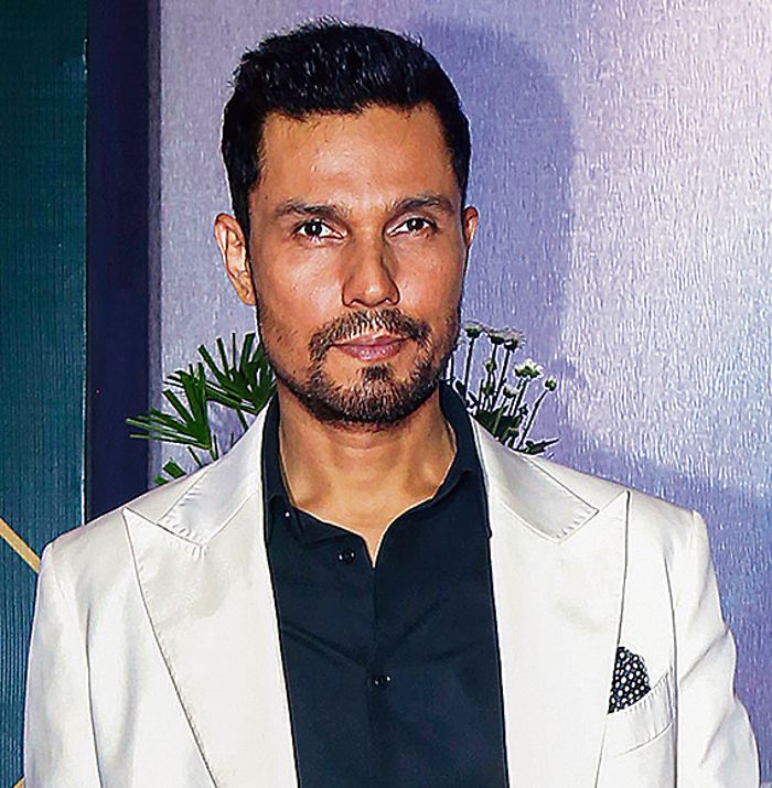 Actor Randeep Hooda to appear in music video of the track Zohrajabeen
