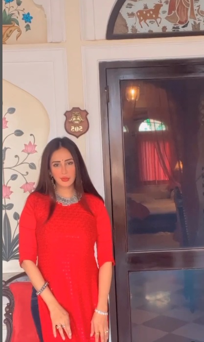 Chahatt Khanna is excited to bring Lord Ganpati to her new abode