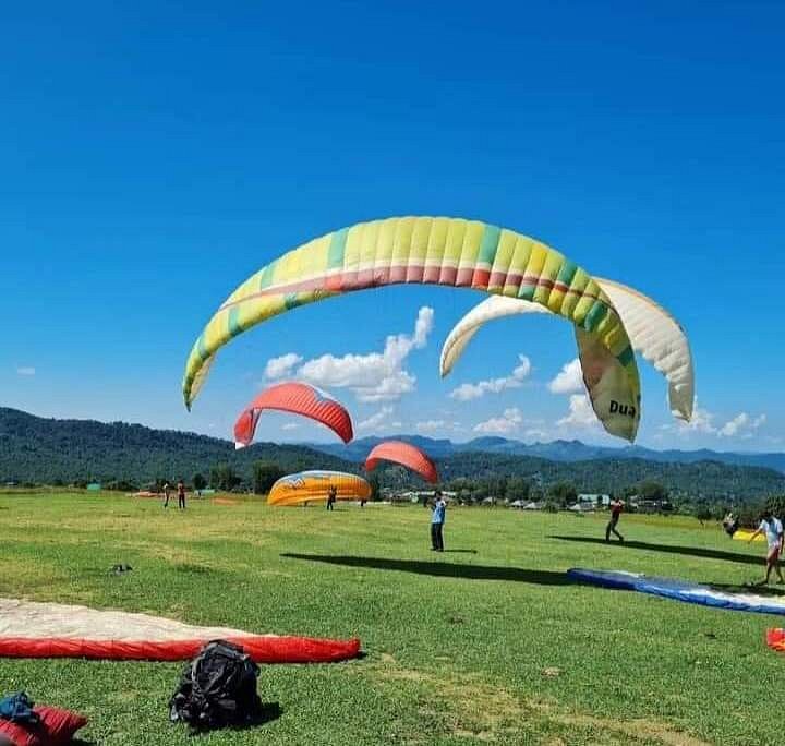 Paragliding resumes at Bir-Billing