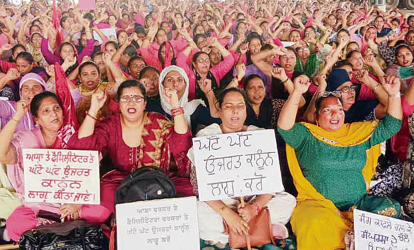 Asha workers march up to minister’s house in Patiala