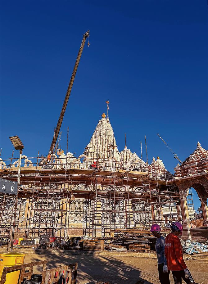 Largest Hindu temple abroad to be opened in US on October 8