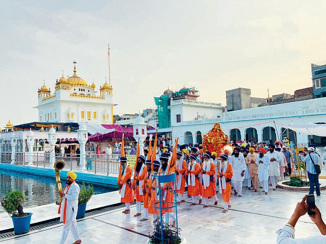 First Parkash Purb of  Sri Guru Granth Sahib celebrated