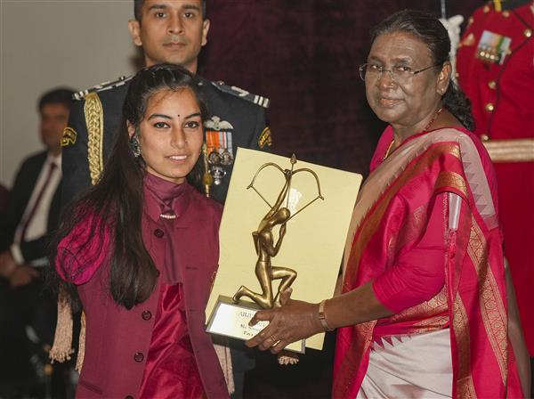 National Sports Awards: Chirag-Satwik, Shami among those honoured by President Murmu