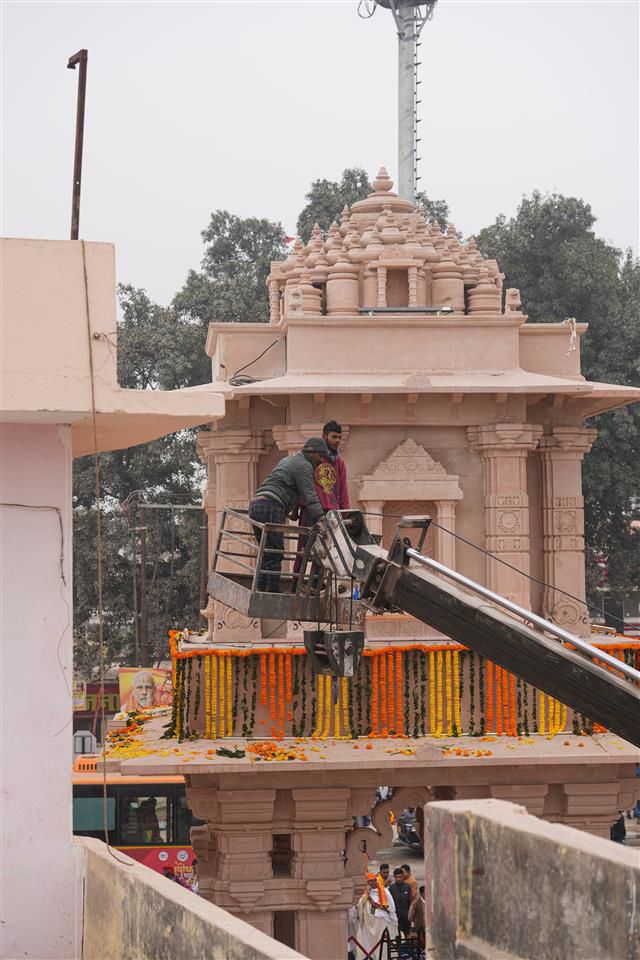 Invitation to ‘Pran Pratishtha’ at Ayodhya's Ram temple currently the biggest calling card, status symbol in India