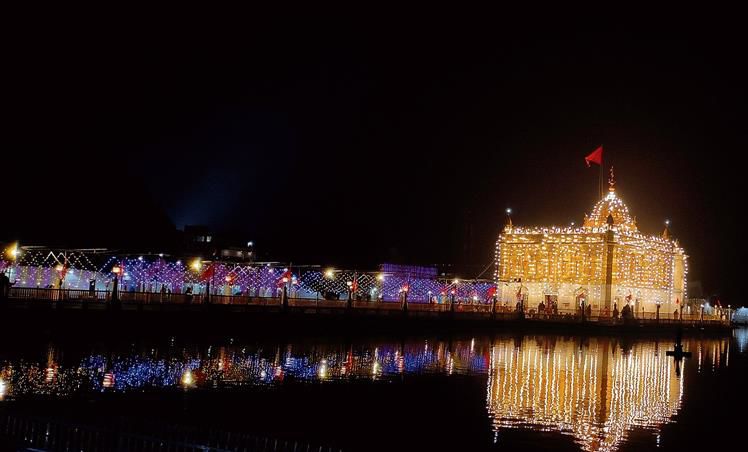 Amritsar decked up for consecration of Ram Temple