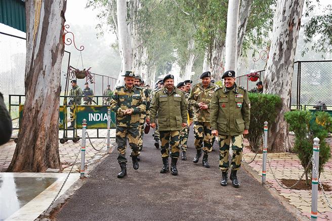 BSF DG reviews security on border