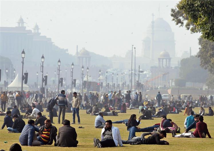 Delhi max temperature drops by 2°C