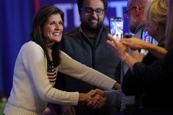 Nikki Haley questions Trump’s mental fitness after he appears to confuse her for Nancy Pelosi
