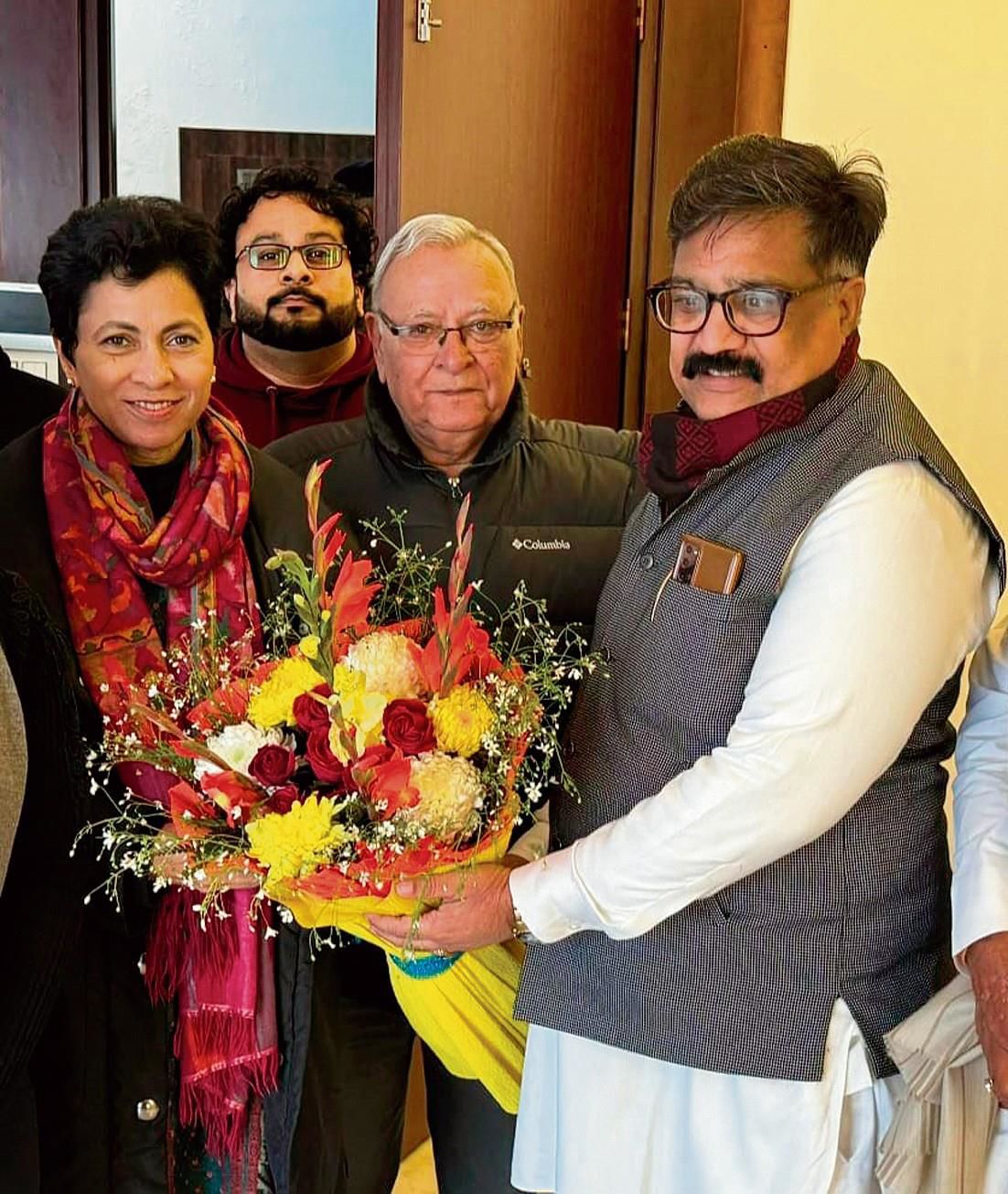 Congress leader Kumari Selja meets traders’ leader in Rohtak