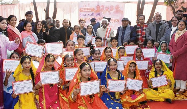 Women empowerment focus of govt: Haryana Governor Bandaru Dattatreya
