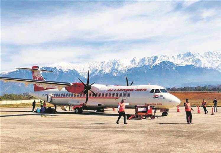 Supreme Court stays Himachal Pradesh High Court order stalling Gaggal airport expansion in Kangra