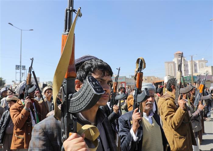 United States, British militaries launch massive retaliatory strike against Iranian-backed Houthis in Yemen