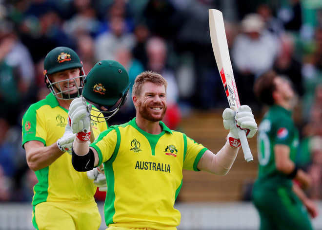 David Warner to arrive at Sydney Cricket Ground by helicopter for Big Bash League match