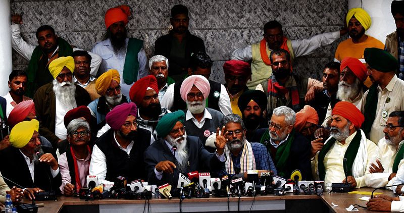 Uneasy calm at Punjab-Haryana borders, SKM forms panel for joint MSP fight