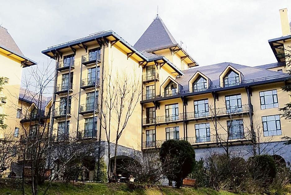 Battle over ownership of Wildflower Hall reaches SC