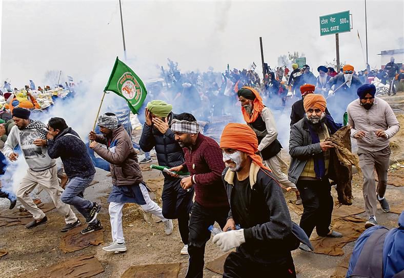 Farm protester from Bathinda dead, 100 hurt as Haryana police fire tear gas, rubber bullets