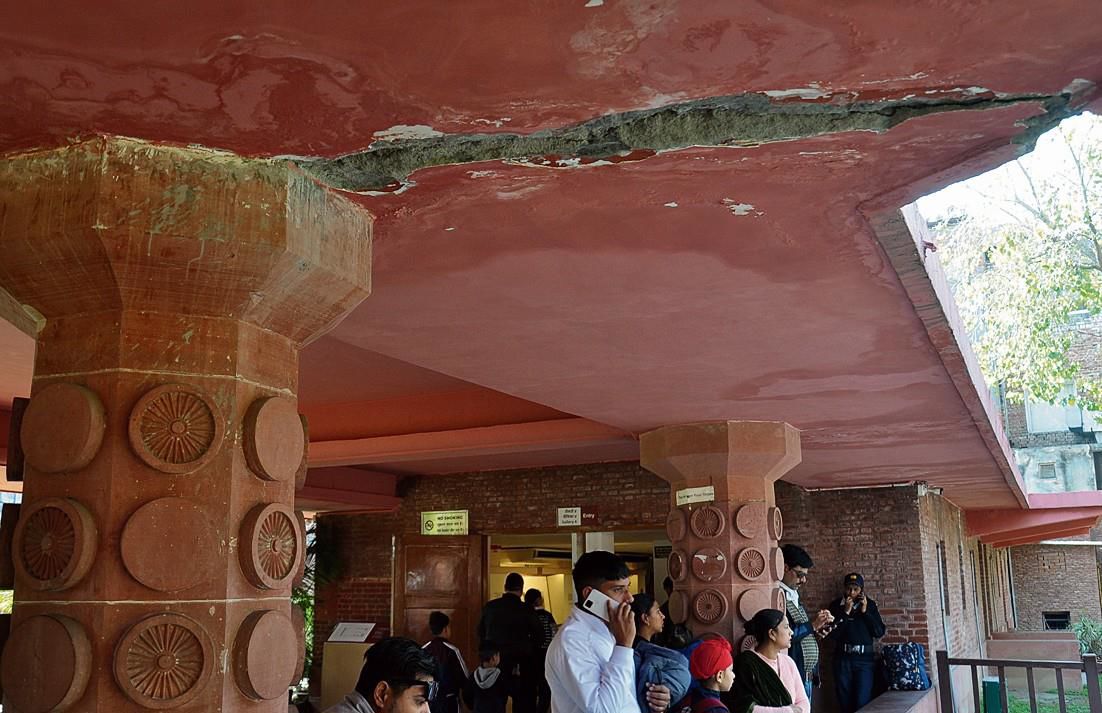 3 years after facelift, repairs on Jallianwala Bagh in Amritsar begin again
