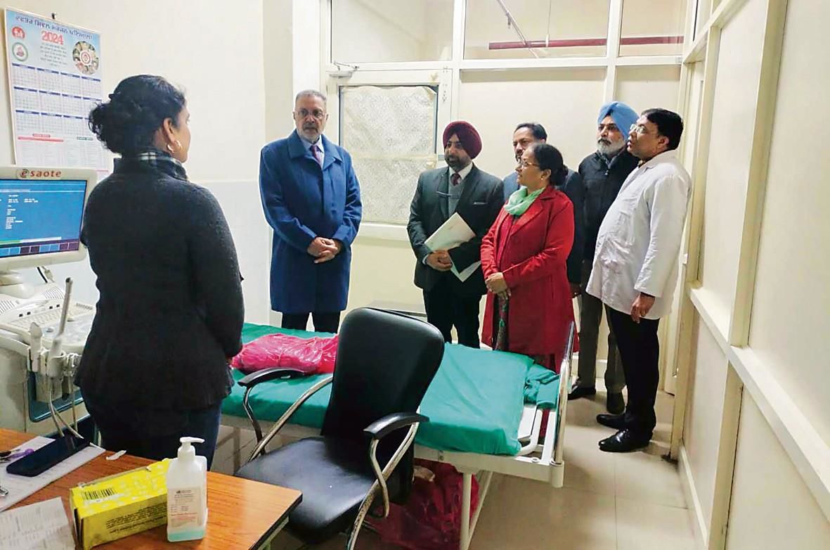 Minister holds surprise check at city hospital, takes stock of pills