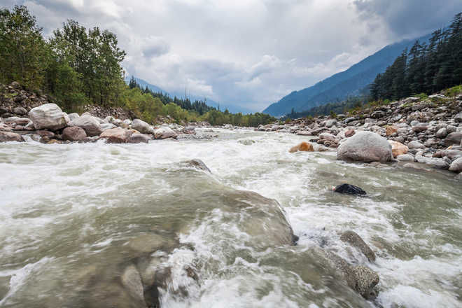 Himachal Governor’s help sought in resolving water-lifting issue in Bilaspur district