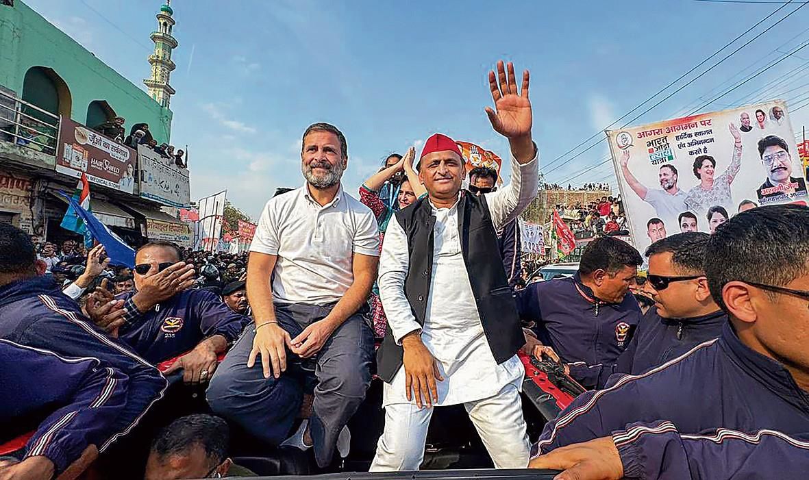 Boost to INDIA bloc, Samajwadi Party chief Akhilesh Yadav joins Rahul Gandhi’s yatra
