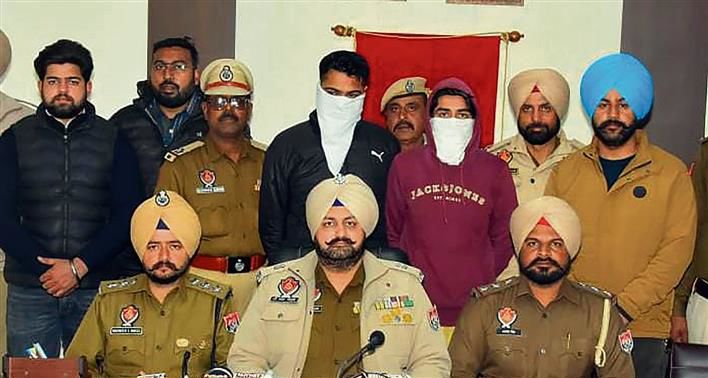 2 held for looting Rs 6.72 lakh from trader in Amritsar