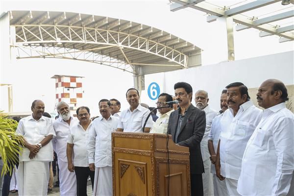 Kerala’s Left Front, Tamil Nadu’s DMK to stage protest against Centre’s ‘bias’ in Delhi