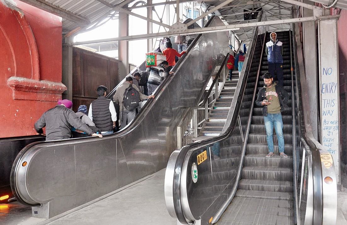 Snags rectified, escalators made operational at railway station