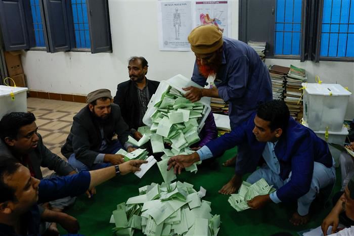 Pakistan starts vote count, clear picture expected early Friday