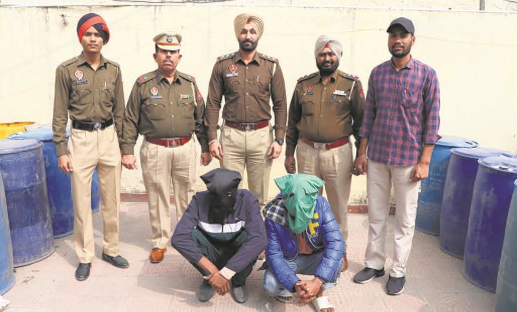 Snatchers’ gang busted in Jalandhar, 2 land in police dragnet