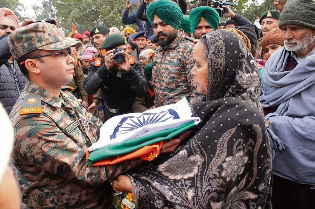 Panel: Treat martyred Agniveers on par with soldiers for pension