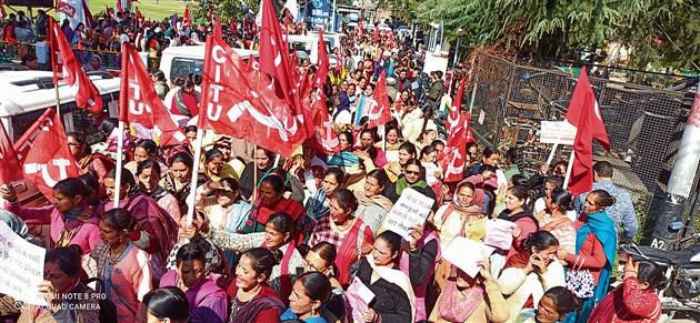 CITU members hold march in Chamba