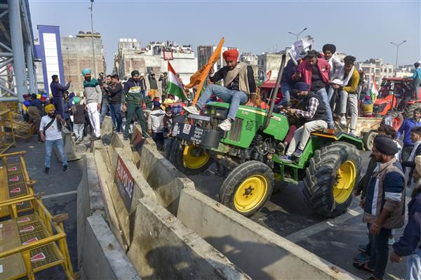 Republic Day case against farmers spanner in talks with Centre