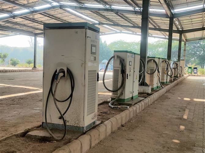 Chandigarh: All EV charging stations to become functional soon