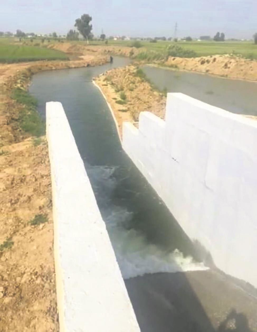 Clean canal water starts flowing into Chitti Bein