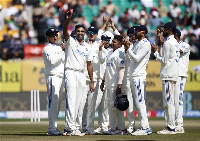 Dharamsala Test: India hammer England by innings and 64 runs; claim series 4-1