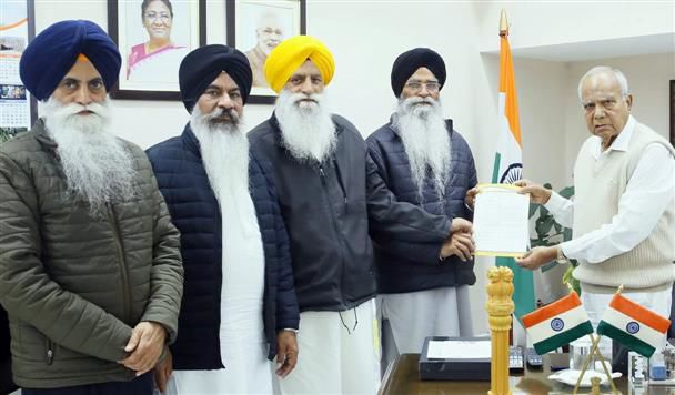 SGPC seeks Punjab Governor’s help to resolve Sikh issues