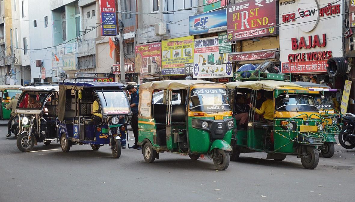 Auto-rickshaws on Railway Road add to traffic chaos