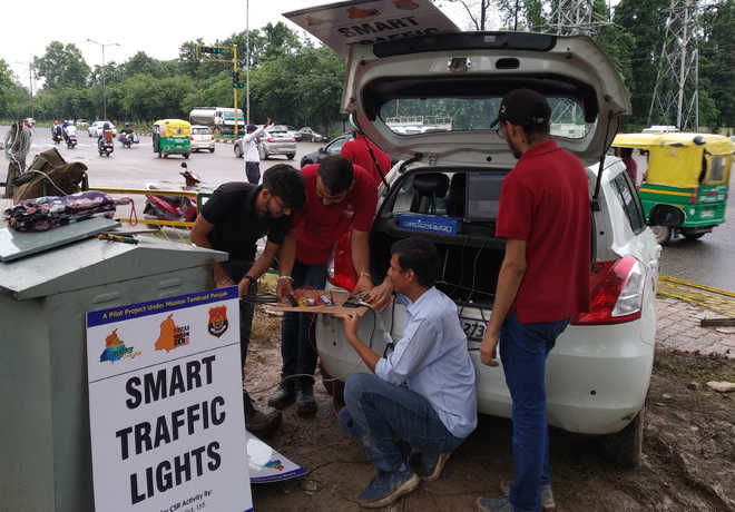Sensor-based smart traffic lights to come up at 42 main junctions in Ludhiana