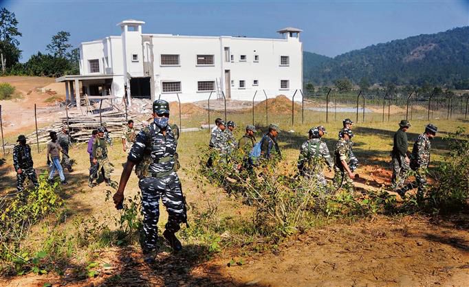 Lapses by intelligence agencies to blame for Maoist attacks
