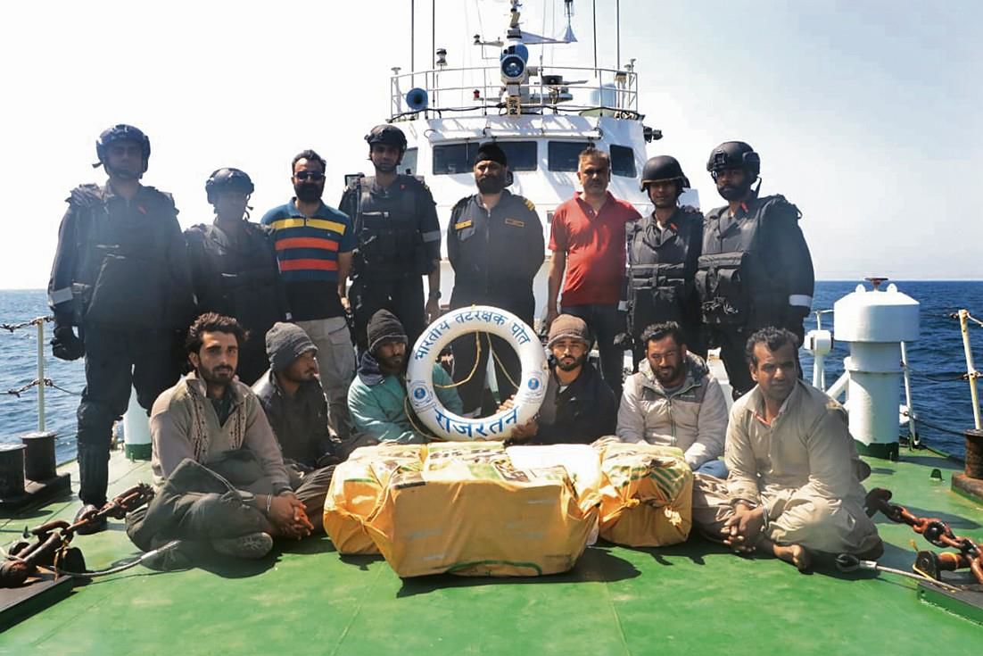 Pak boat with Rs 480 cr drugs seized off Gujarat coast