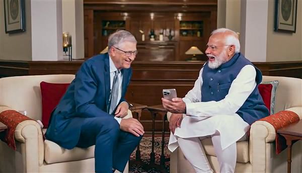 Establishing dos and don'ts of AI use a must, PM Modi tells Bill Gates