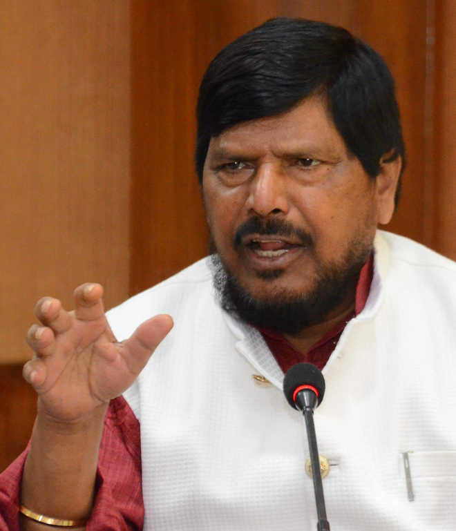 Car carrying Union minister Athawale, his wife meets with accident in Maharashtra