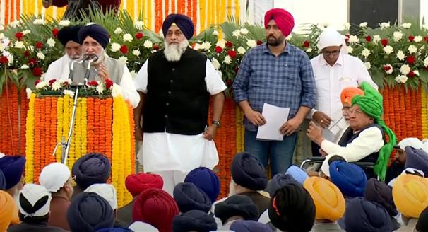 At Parkash Singh Badal’s death anniversary, Sukhbir Badal appeals to all Akali groups to re-unite; no announcement on SAD-BJP alliance
