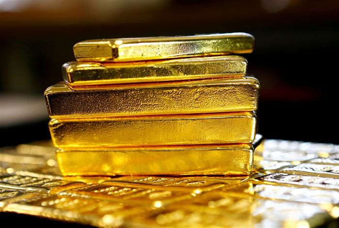 Gold stays flat at Rs 66,400 per 10 grams; silver declines Rs 100