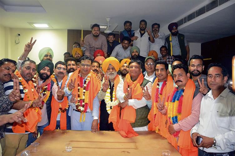 Rajesh Gill elected Amritsar Press Club president