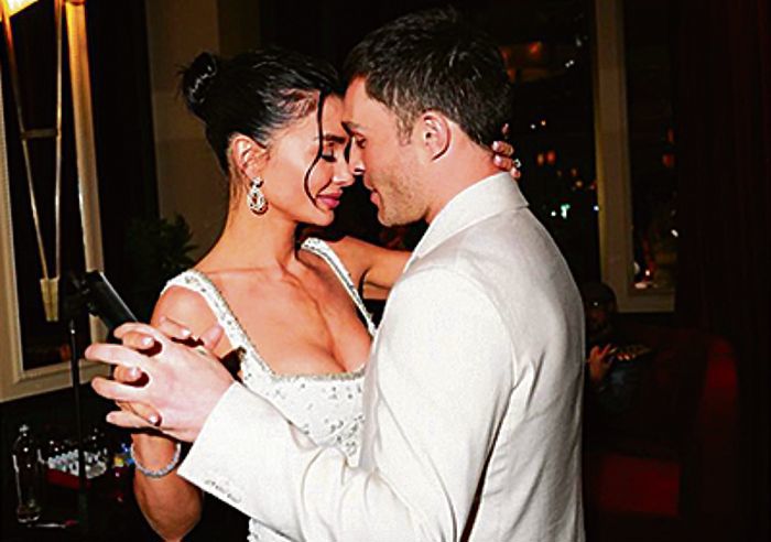 Amy Jackson shares pictures from her engagement dinner party