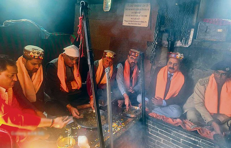 Hamirpur: Chaitra fair starts with prayers at Baba Balak Nath