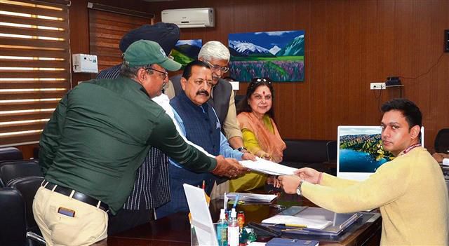 Jitendra files nomination from Udhampur LS seat